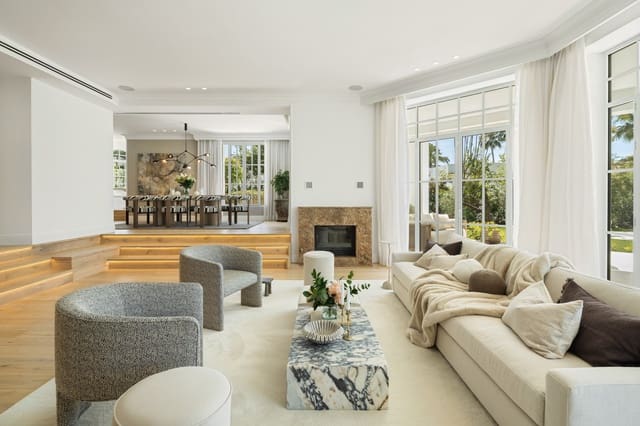 5 soverom Villa til salgs i Las Brisas, Marbella med garasje - € 8 295 000 (Ref: 9848778)