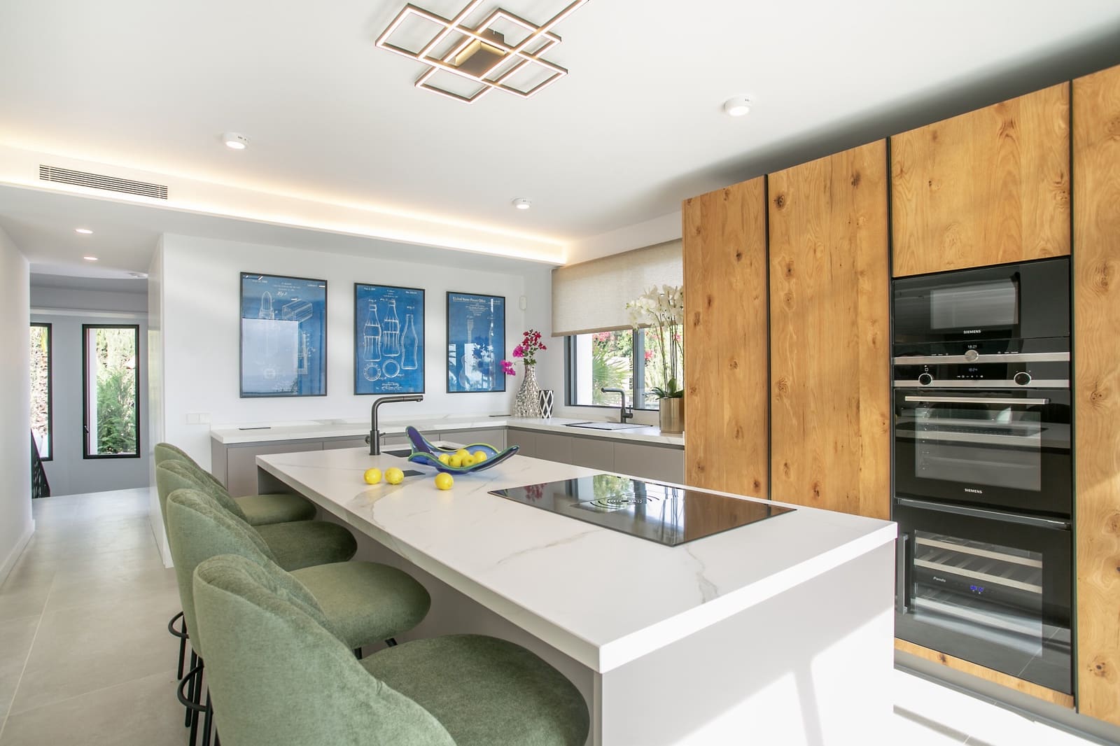 5 sypialnia Willa na sprzedaż w Marbella z basenem garażem - 4 290 000 € (Ref: 9848782)