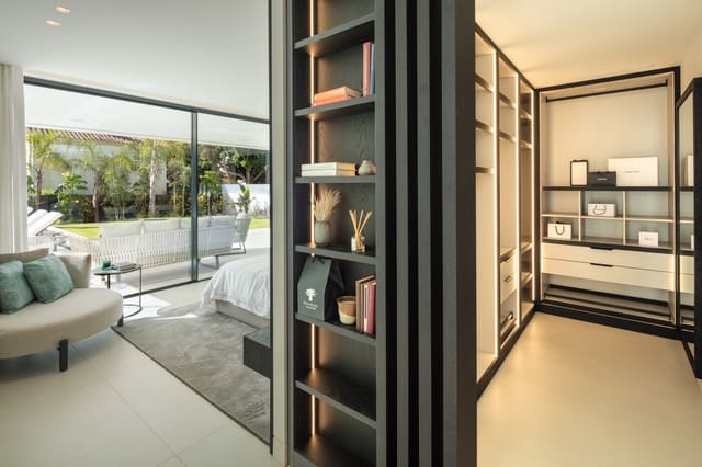 5 quarto Moradia para venda em Las Brisas, Marbella com piscina garagem - 5 995 000 € (Ref: 9848783)
