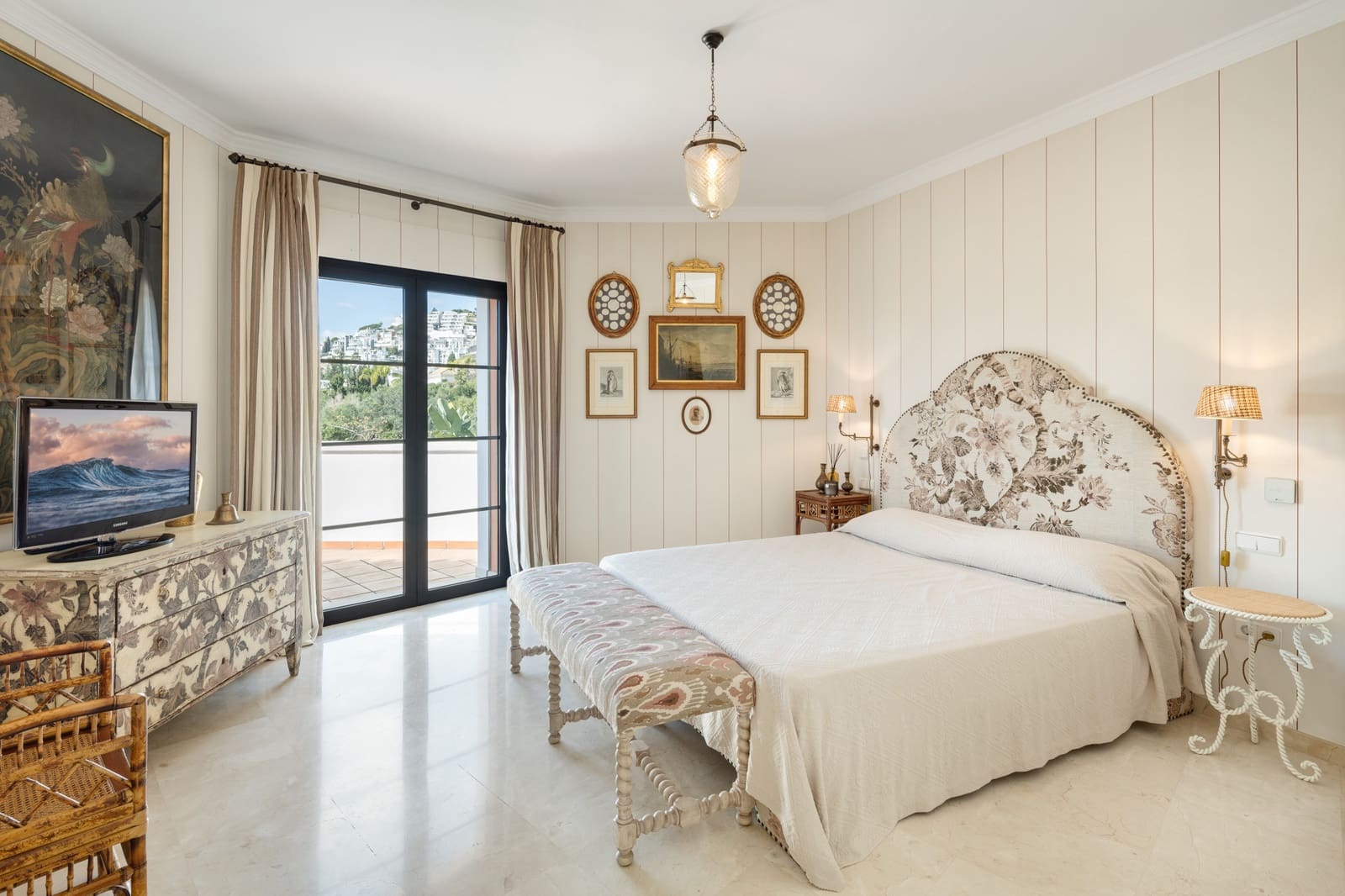 Chalet de 4 habitaciones en Benahavís en venta con piscina garaje - 2.950.000 € (Ref: 9848786)