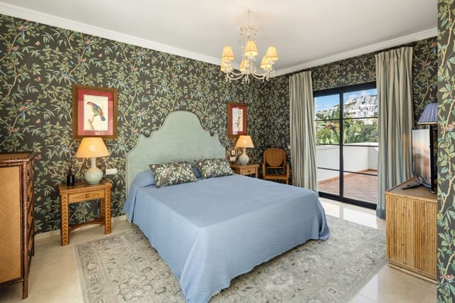 Chalet de 4 habitaciones en La Quinta, Benahavís en venta con piscina garaje - 2.950.000 € (Ref: 9848786)