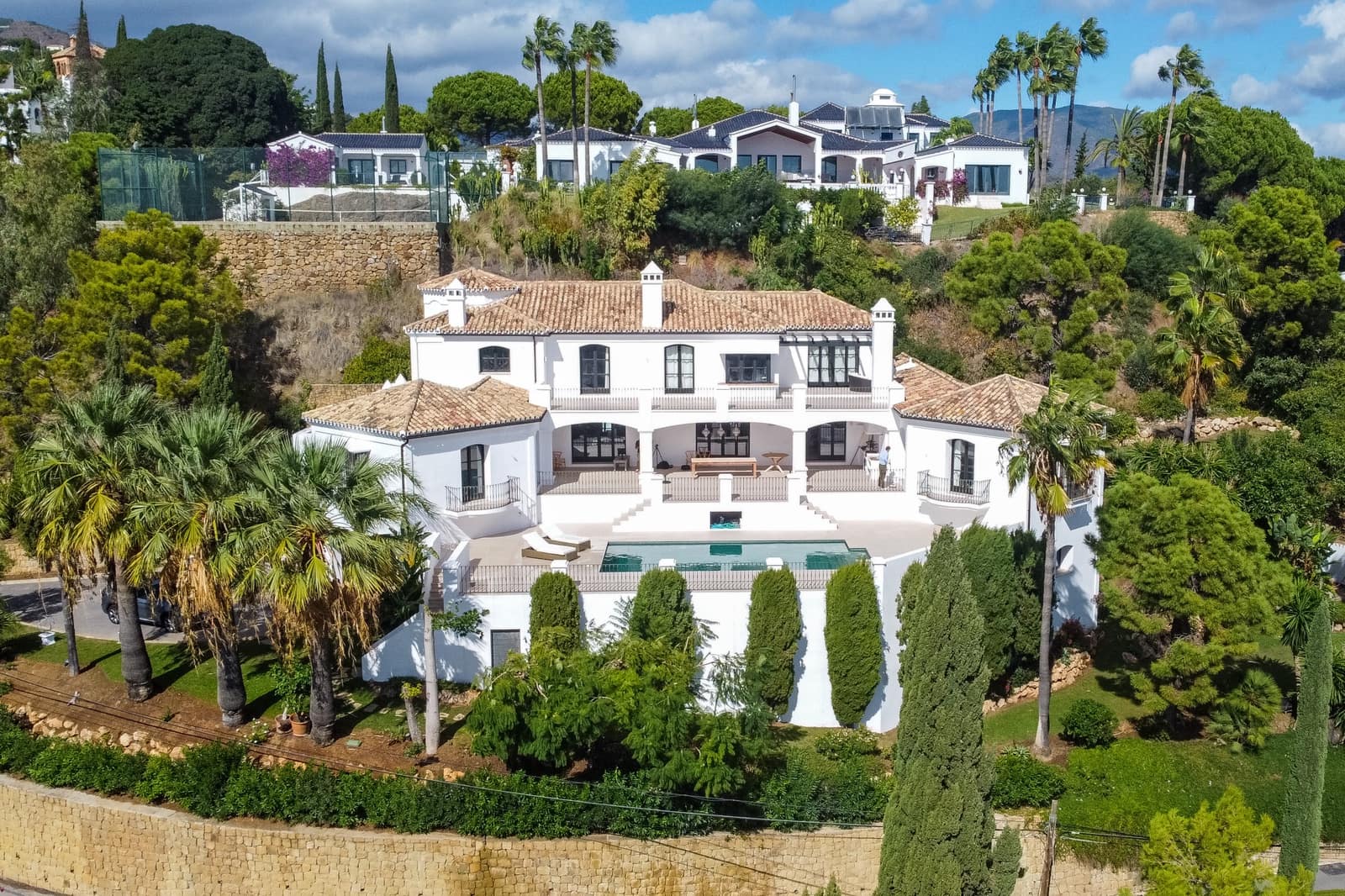 5 bedroom Villa for sale in El Madronal with pool garage - € 6,500,000 (Ref: 9848788)