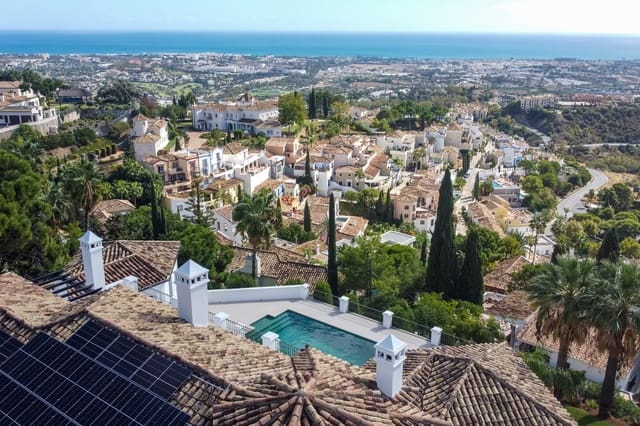 5 slaapkamer Villa te koop in El Madroñal, Benahavís met zwembad garage - € 6.500.000 (Ref: 9848788)