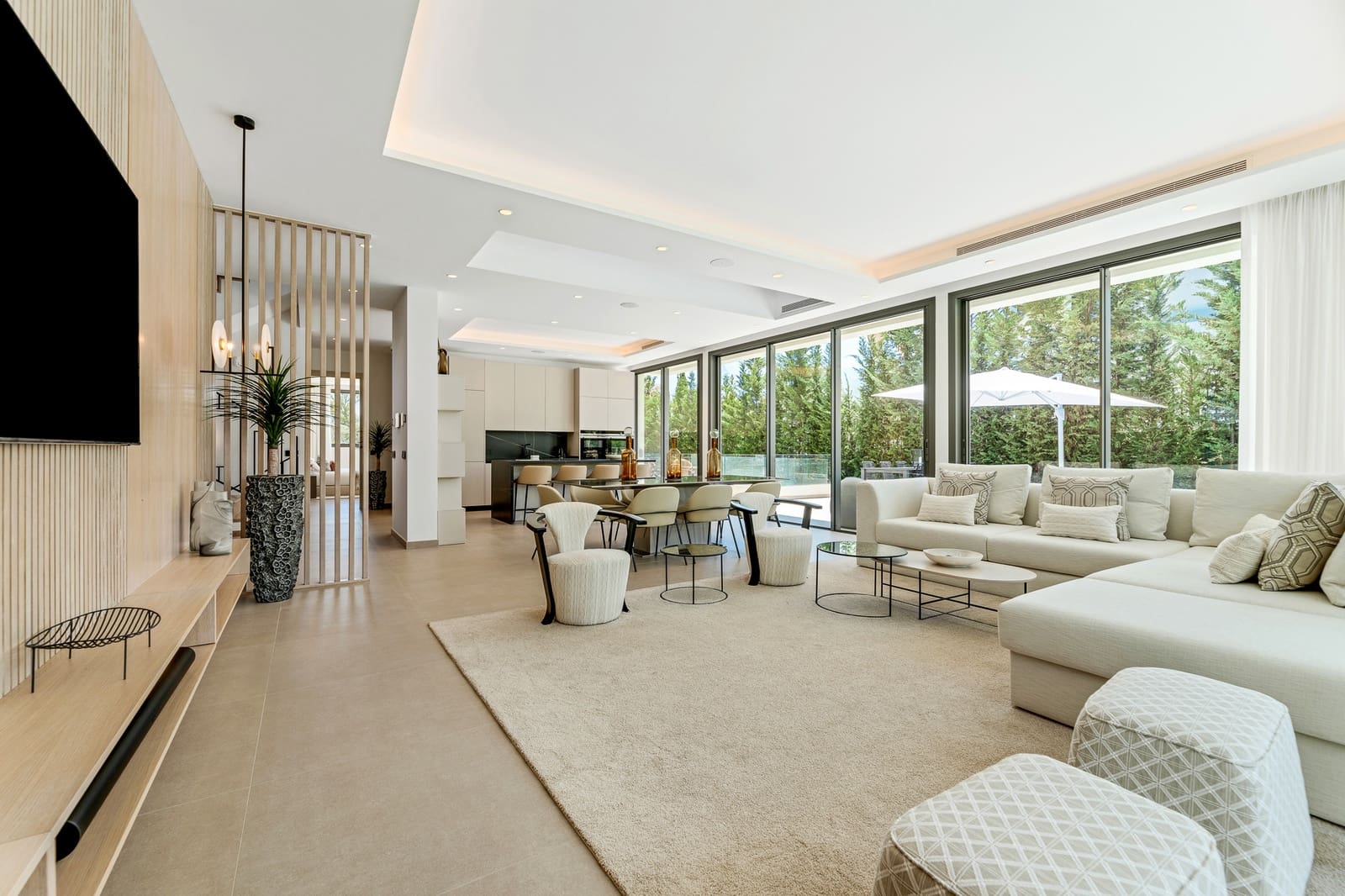 4 soveværelse Villa til salg i Marbella med swimmingpool garage - € 3.950.000 (Ref: 9848796)