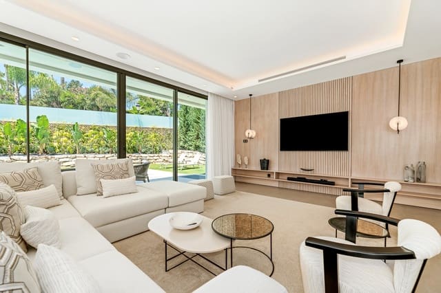 4 quarto Moradia para venda em Los Naranjos, Marbella com piscina garagem - 3 950 000 € (Ref: 9848796)