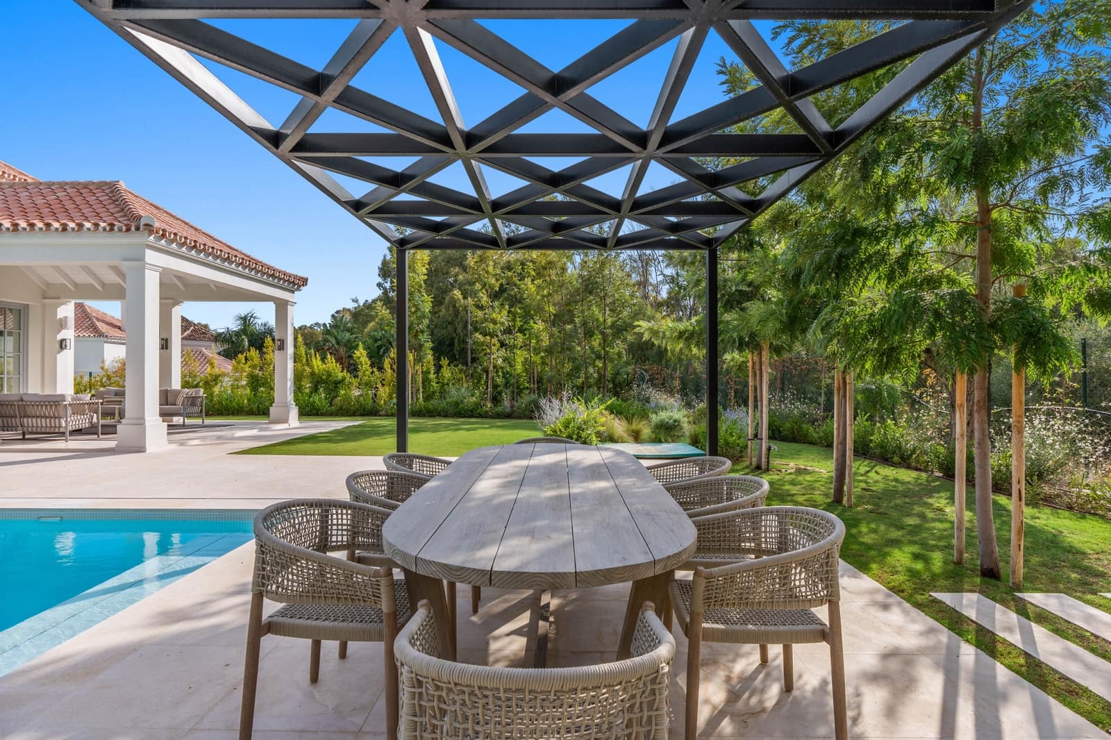 5 sypialnia Willa na sprzedaż w Marbella z basenem garażem - 4 595 000 € (Ref: 9848799)