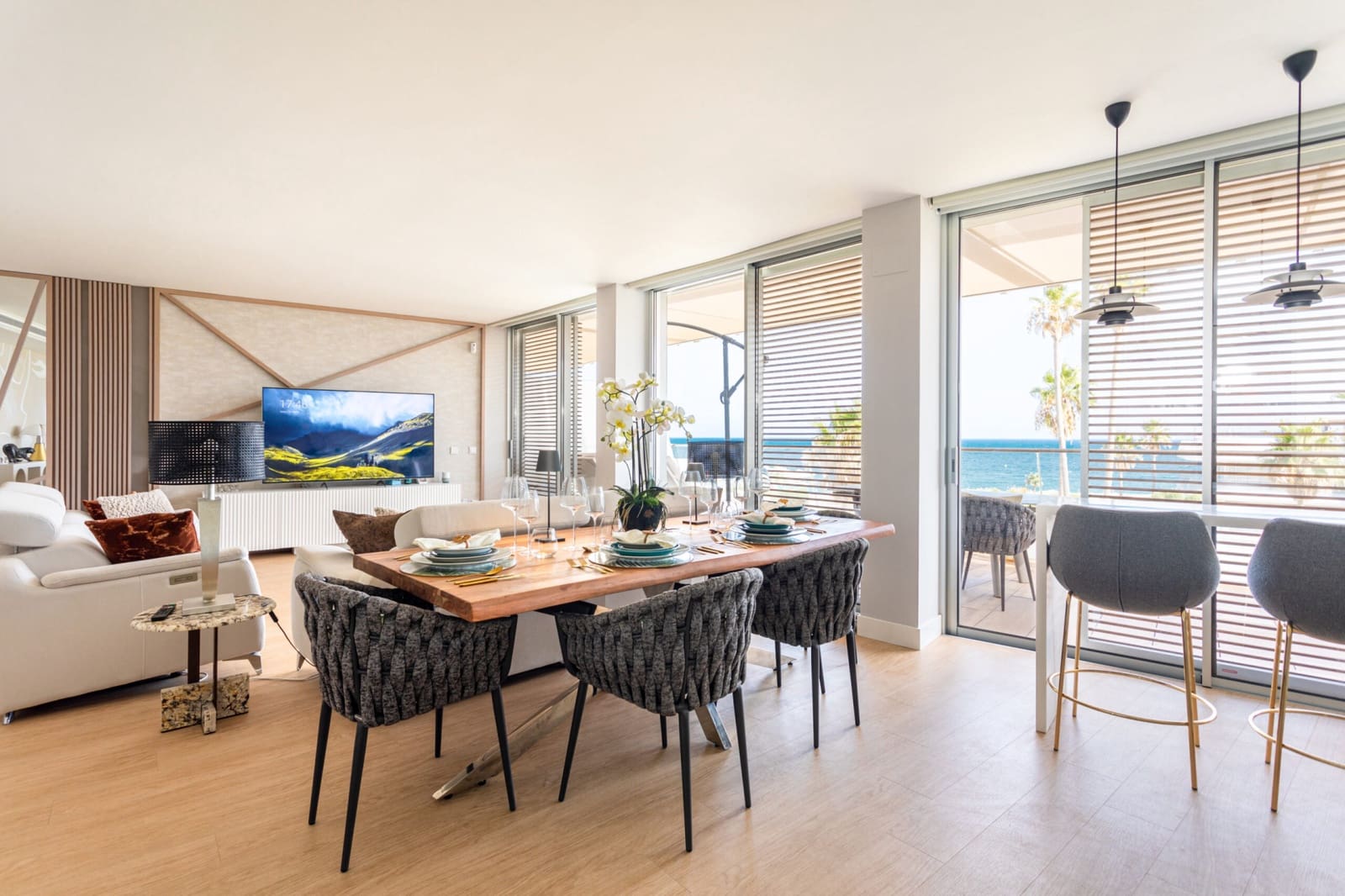 4 soveværelse Lejlighed til salg i Estepona med swimmingpool garage - € 1.600.000 (Ref: 9848801)