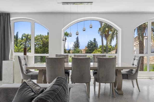 5 soverom Villa til salgs i Santa María, Marbella med svømmebasseng garasje - € 2 200 000 (Ref: 9848810)