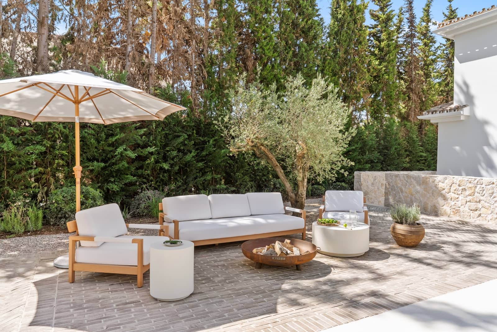 Chalet de 4 habitaciones en Marbella en venta con piscina garaje - 5.995.000 € (Ref: 9848812)