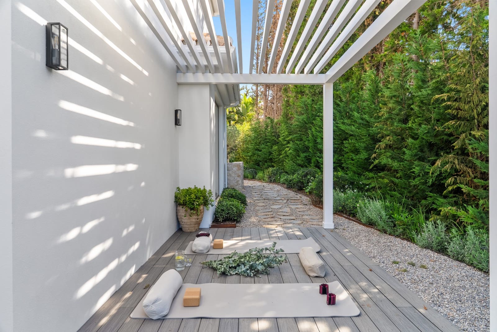 Chalet de 4 habitaciones en Marbella en venta con piscina garaje - 5.995.000 € (Ref: 9848812)