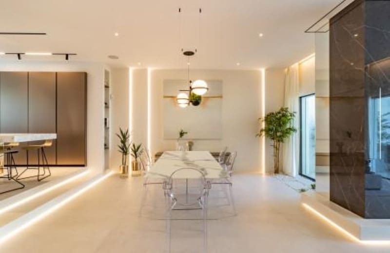 4 soveværelse Byhus til salg i Marbella med swimmingpool garage - € 5.460.000 (Ref: 9848813)