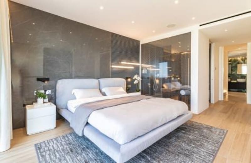 4 soveværelse Byhus til salg i Marbella med swimmingpool garage - € 5.460.000 (Ref: 9848813)