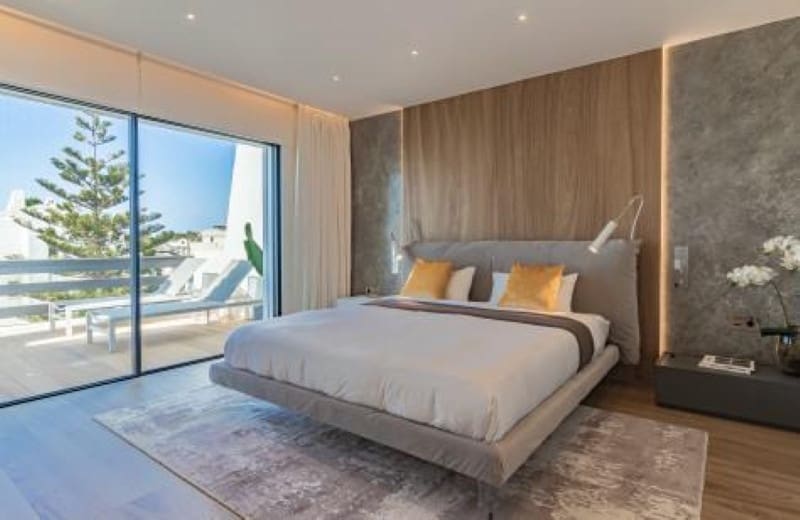 4 soveværelse Byhus til salg i Marbella med swimmingpool garage - € 5.460.000 (Ref: 9848813)