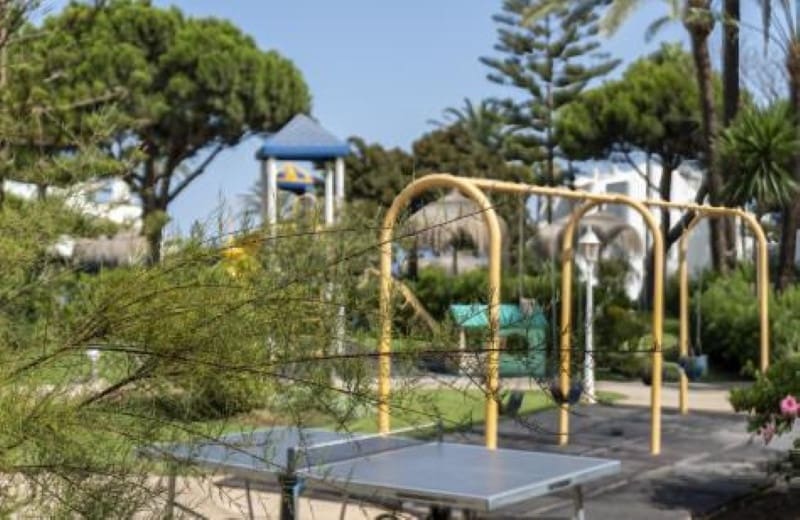 4 soveværelse Byhus til salg i Marbella med swimmingpool garage - € 5.460.000 (Ref: 9848813)