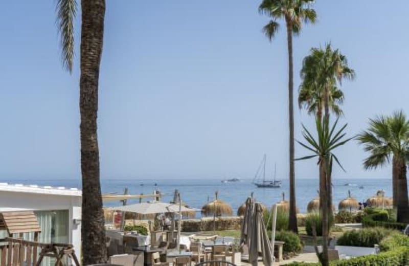 4 soveværelse Byhus til salg i Marbella med swimmingpool garage - € 5.460.000 (Ref: 9848813)
