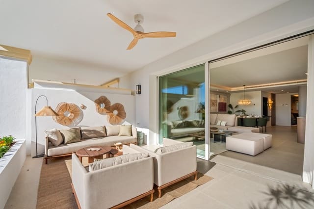 4 makuuhuone Huoneisto myytävänä paikassa Lomas De Marbella, Marbella mukana uima-altaan 
autotalli - 2 450 000 € (Ref: 9848817)