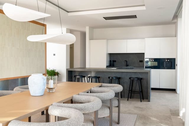 6 quarto Moradia para venda em Los Naranjos, Marbella com piscina garagem - 8 995 000 € (Ref: 9848819)