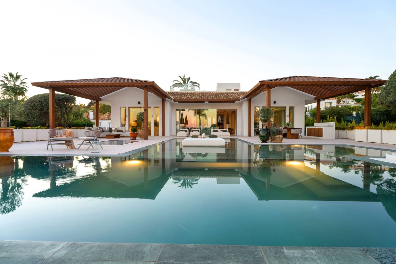 6 quarto Moradia para venda em Marbella com piscina garagem - 8 995 000 € (Ref: 9848819)