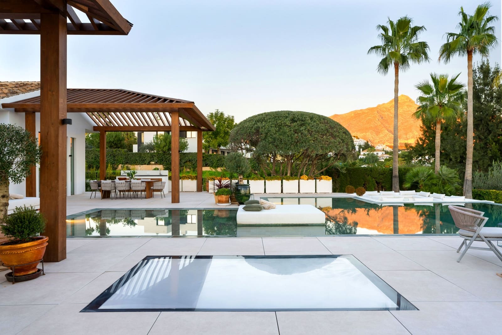 6 quarto Moradia para venda em Marbella com piscina garagem - 8 995 000 € (Ref: 9848819)