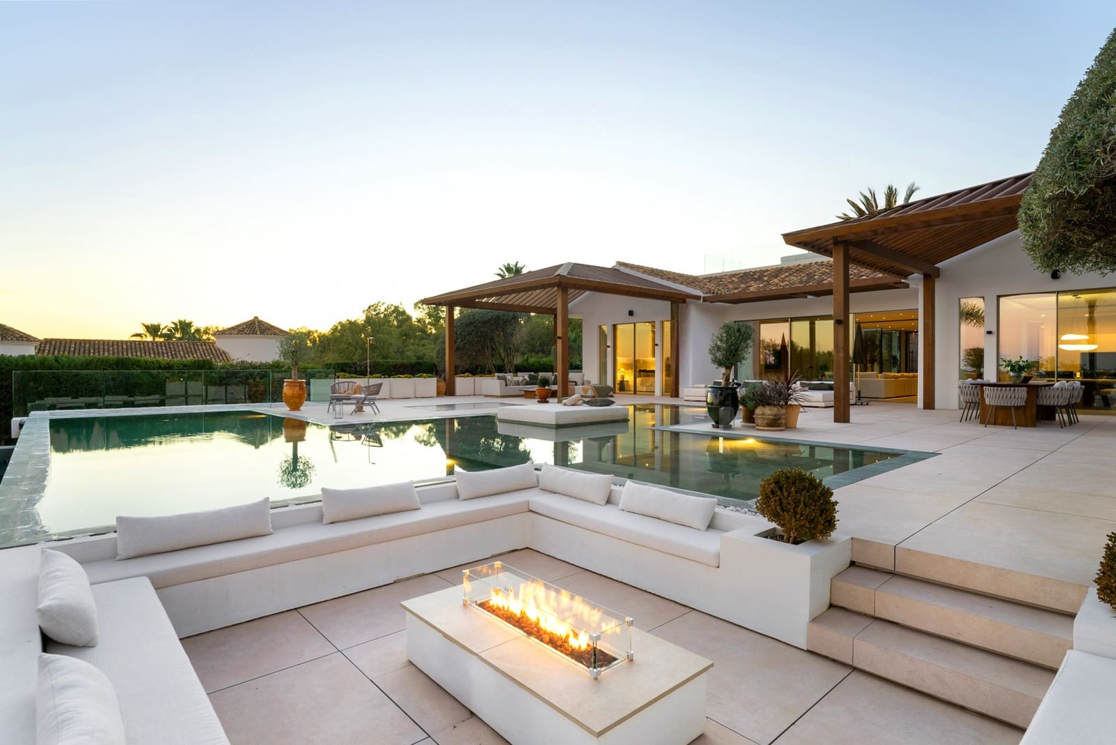 6 quarto Moradia para venda em Marbella com piscina garagem - 8 995 000 € (Ref: 9848819)