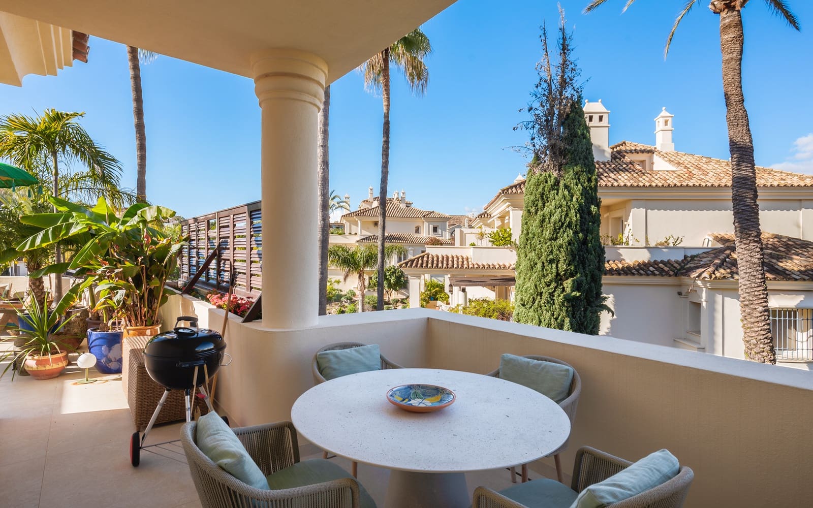 3 chambre Penthouse à vendre à Marbella avec piscine garage - 3 950 000 € (Ref: 9848824)