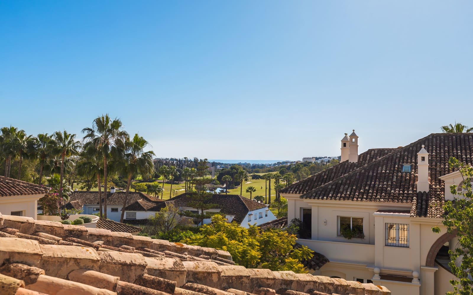 3 chambre Penthouse à vendre à Marbella avec piscine garage - 3 950 000 € (Ref: 9848824)