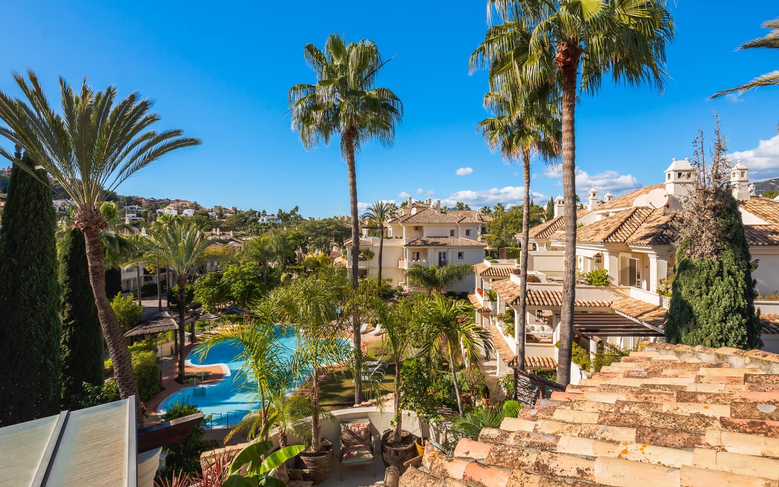 3 chambre Penthouse à vendre à Marbella avec piscine garage - 3 950 000 € (Ref: 9848824)