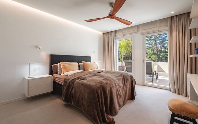3 slaapkamer Penthouse te koop in Los Naranjos, Marbella met zwembad garage - € 3.950.000 (Ref: 9848824)