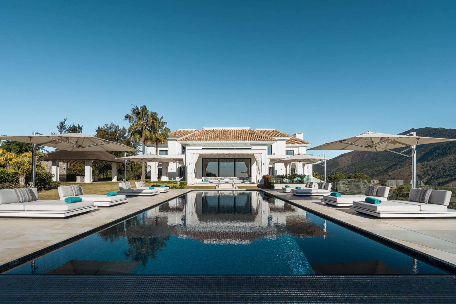 7 soveværelse Villa til salg i La Zagaleta med swimmingpool garage - € 15.900.000 (Ref: 9848826)