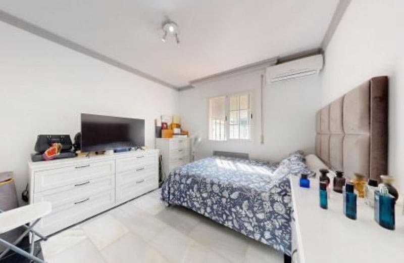6 sovrum Semi-fristående Villa till salu i Marbella med pool garage - 3 700 000 € (Ref: 9848827)