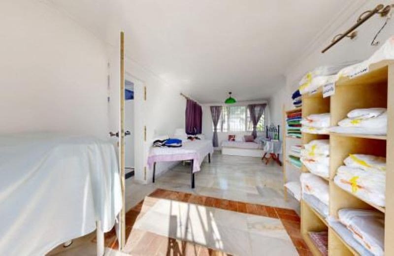 6 sovrum Semi-fristående Villa till salu i Marbella med pool garage - 3 700 000 € (Ref: 9848827)