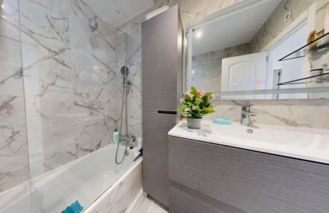6 soveværelse Semi-Rækkehus til salg i Lomas De Marbella, Marbella med swimmingpool garage - € 3.700.000 (Ref: 9848827)