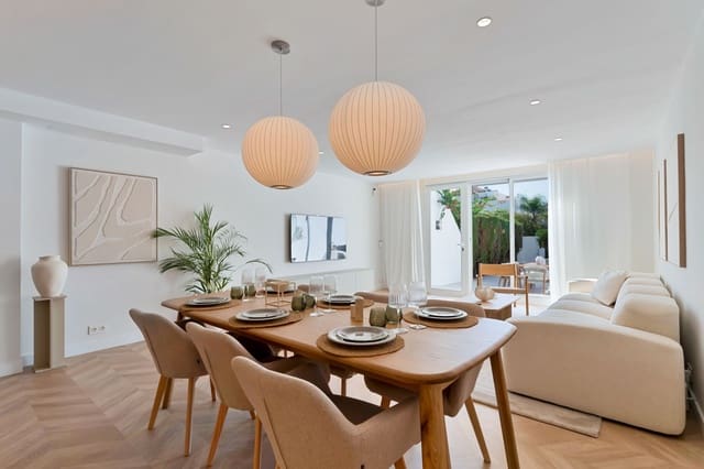 4 quarto Casa em Banda para venda em Nagüeles Alto, Marbella com piscina - 1 099 000 € (Ref: 9848828)
