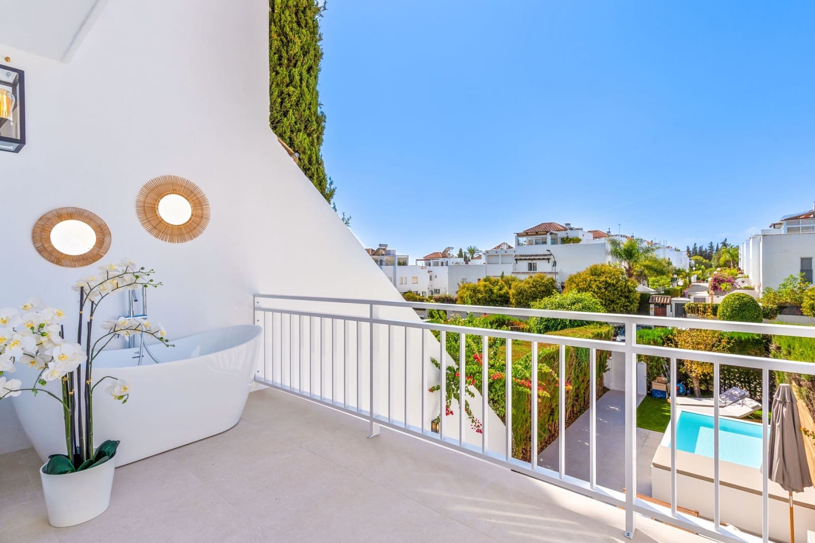 4 quarto Casa em Banda para venda em Marbella com piscina - 1 099 000 € (Ref: 9848828)