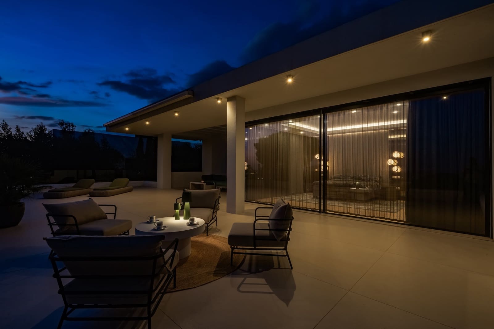 5 bedroom Villa for sale in Marbella with pool garage - € 7,995,000 (Ref: 9848829)