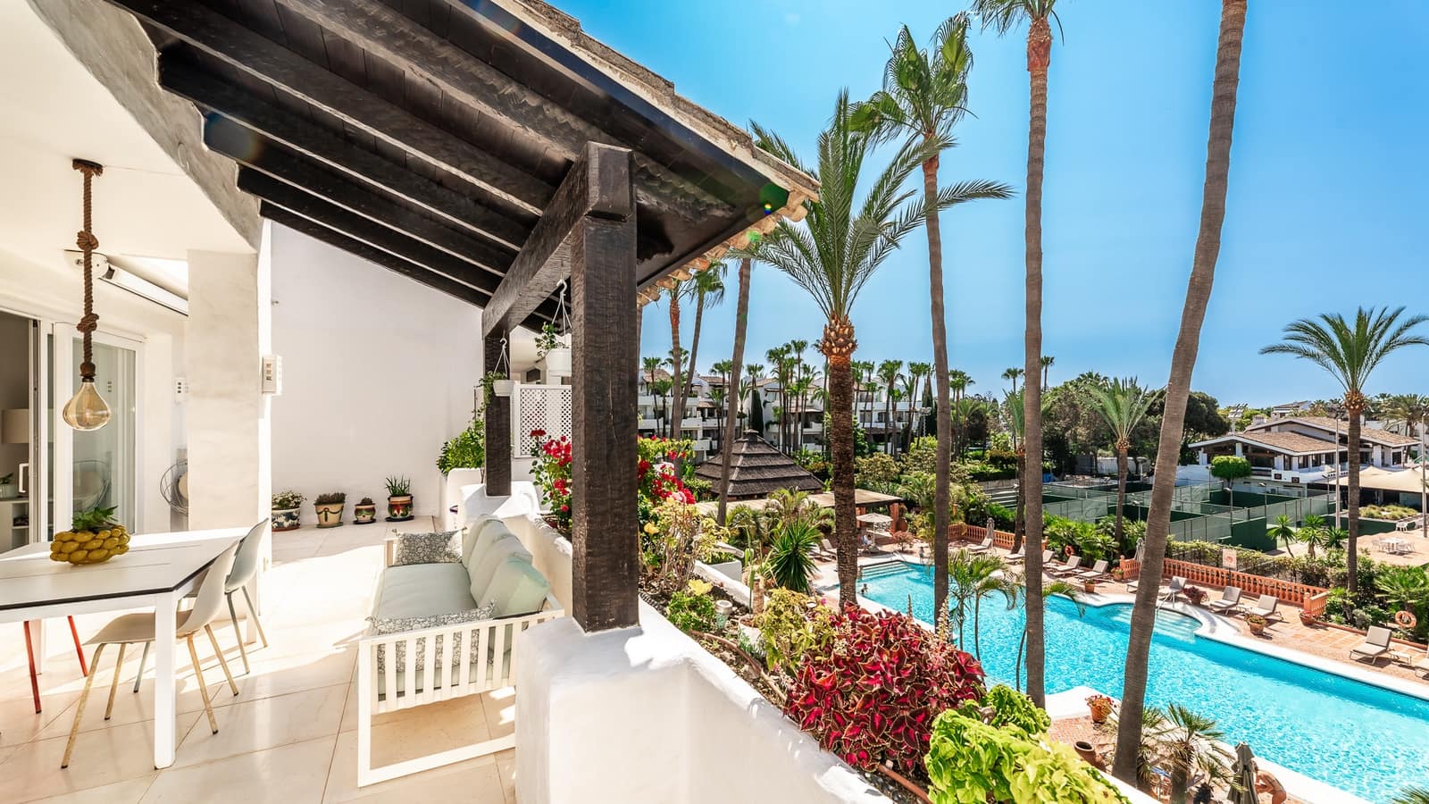 3 makuuhuone Kattohuoneisto myytävänä paikassa Marbella mukana uima-altaan 
autotalli - 5 900 000 € (Ref: 9848832)