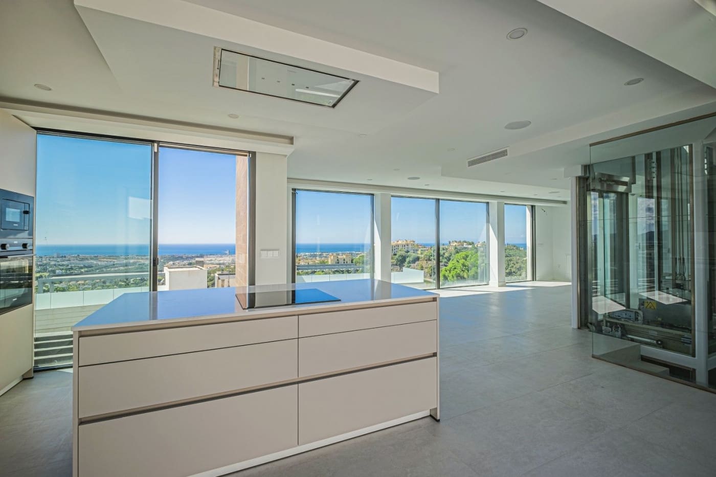 3 soveværelse Semi-Rækkehus til salg i Benahavis med swimmingpool garage - € 1.490.000 (Ref: 9848833)