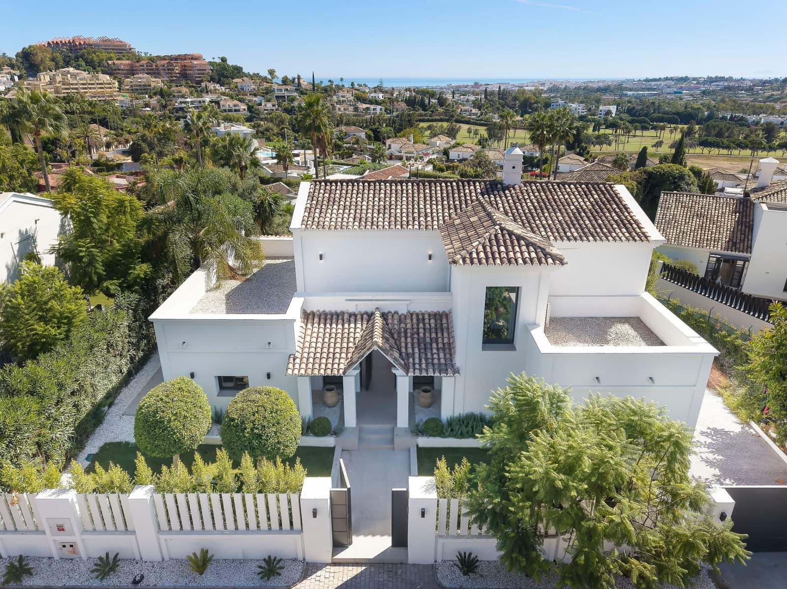 5 soveværelse Villa til salg i Marbella med swimmingpool garage - € 4.695.000 (Ref: 9848838)