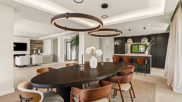 Chalet de 5 habitaciones en Los Naranjos, Marbella en venta con piscina garaje - 4.695.000 € (Ref: 9848838)