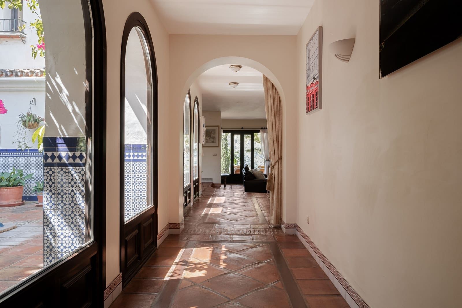 6 bedroom Finca/Country House for sale in Istan with pool garage - € 4,995,000 (Ref: 9848842)