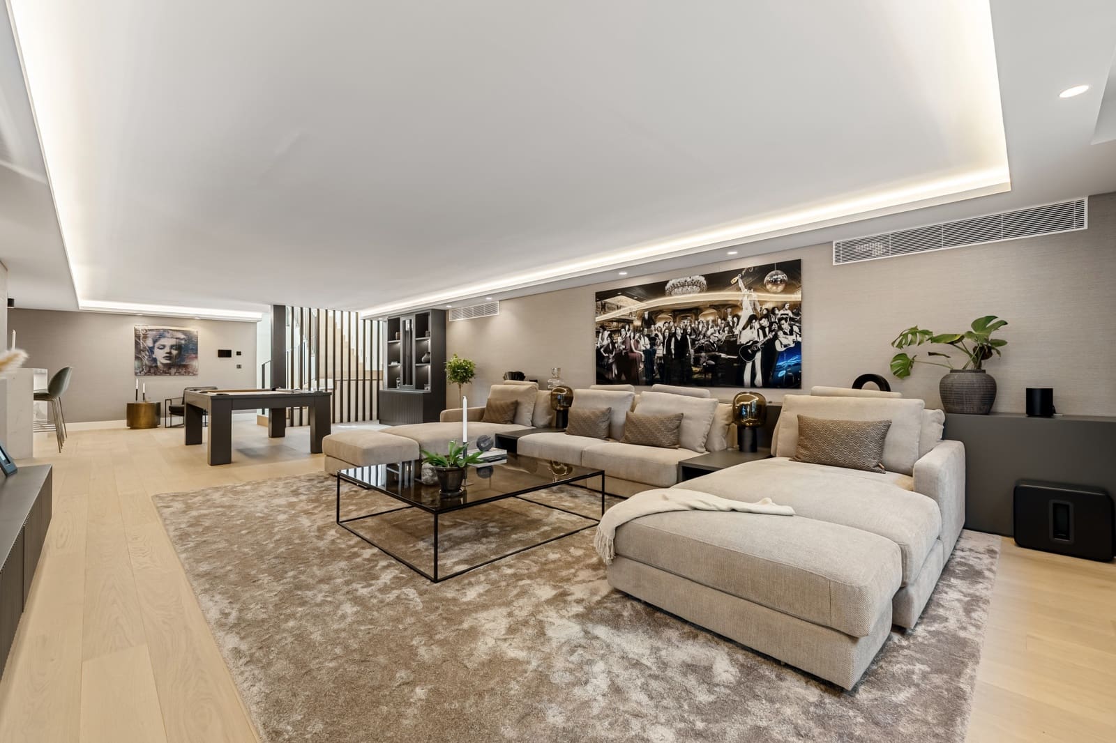 Chalet de 5 habitaciones en Marbella en venta con piscina garaje - 7.800.000 € (Ref: 9848843)