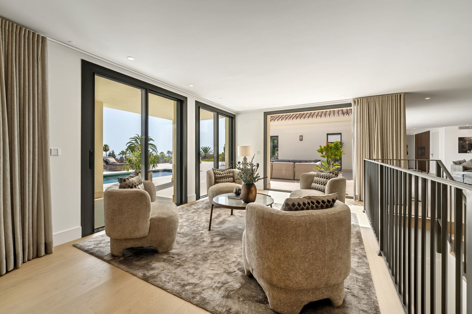 Chalet de 5 habitaciones en Marbella en venta con piscina garaje - 7.800.000 € (Ref: 9848843)
