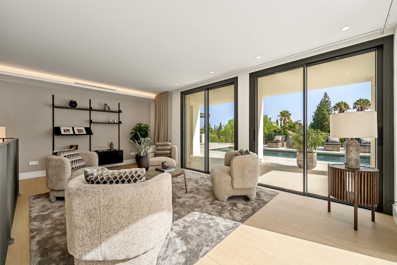 Chalet de 5 habitaciones en Marbella en venta con piscina garaje - 7.800.000 € (Ref: 9848843)