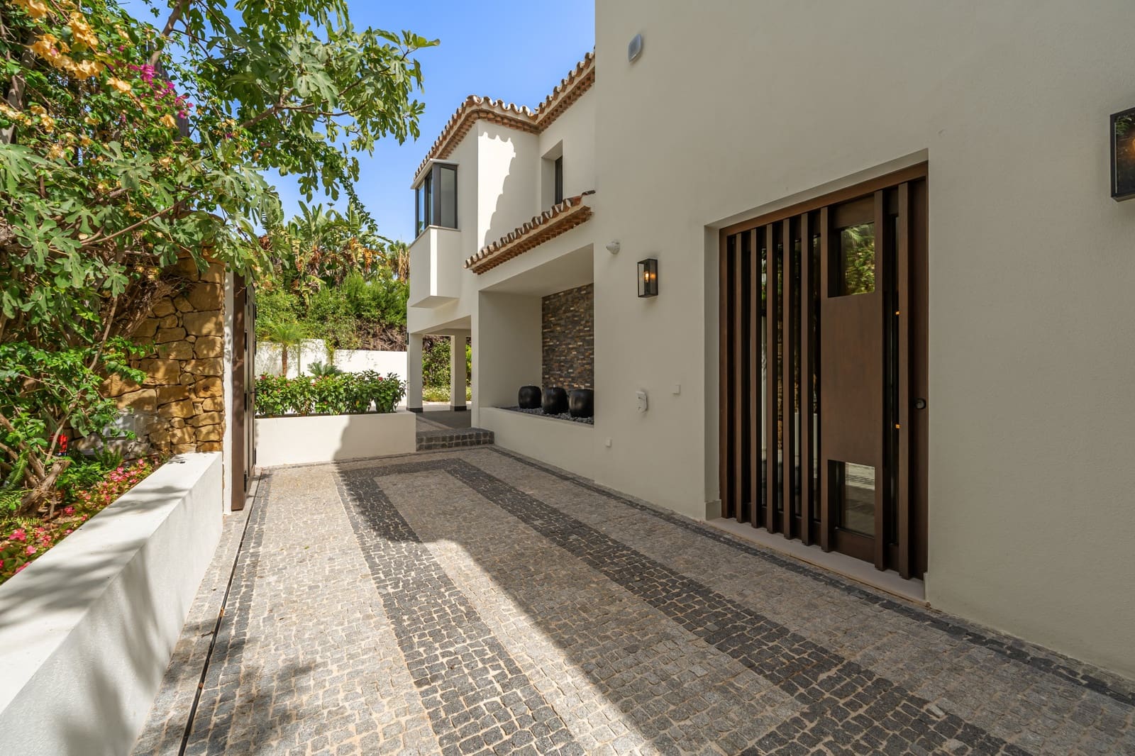 Chalet de 5 habitaciones en Marbella en venta con piscina garaje - 7.800.000 € (Ref: 9848843)