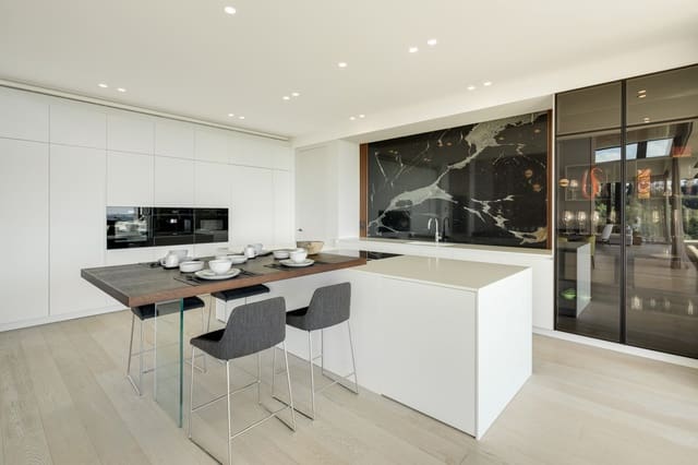 6 sypialnia Willa na sprzedaż w La Quinta, Benahavís z basenem garażem - 13 800 000 € (Ref: 9848845)