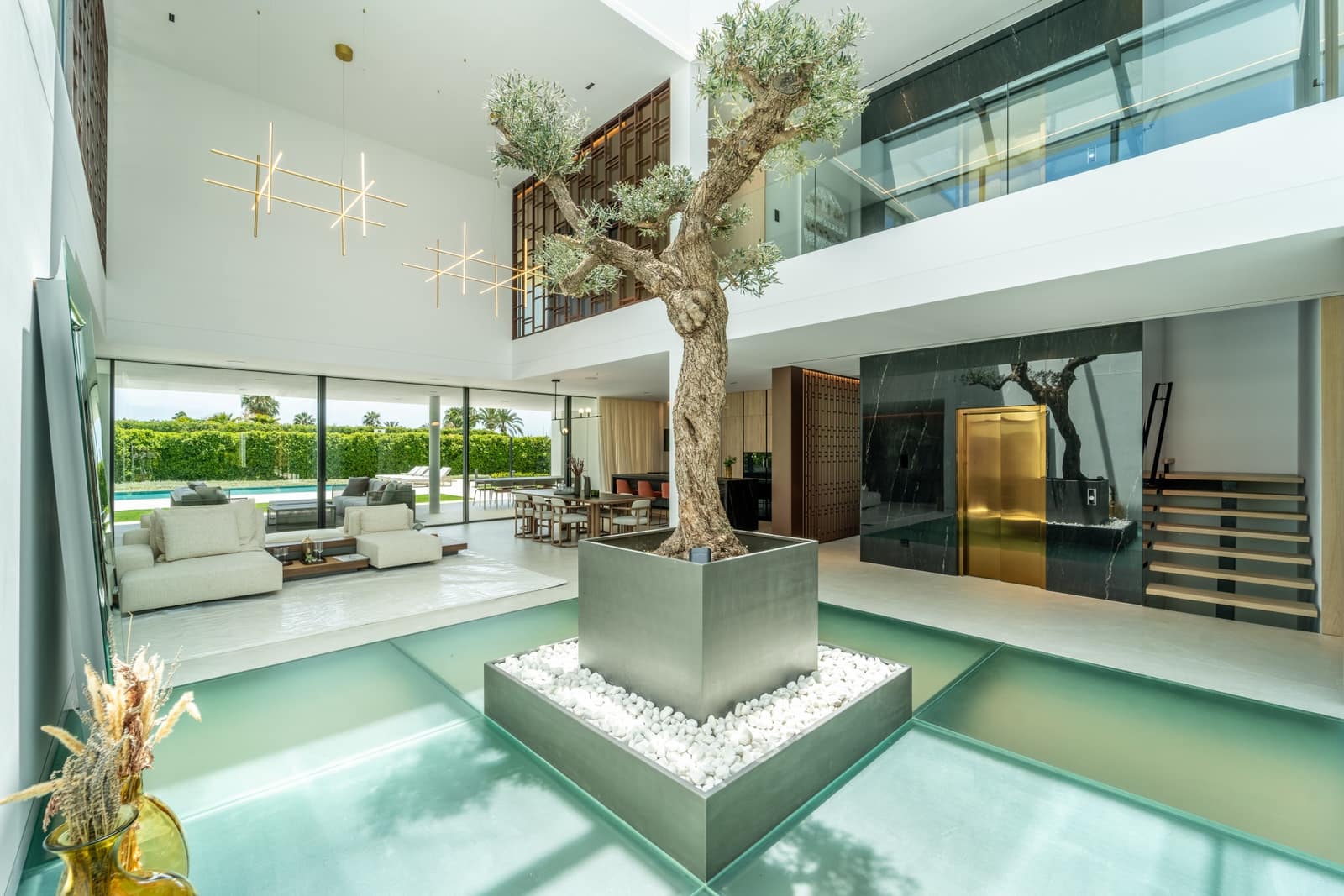 5 Zimmer Villa zu verkaufen in Golden Mile mit Pool Garage - 11.000.000 € (Ref: 9848847)