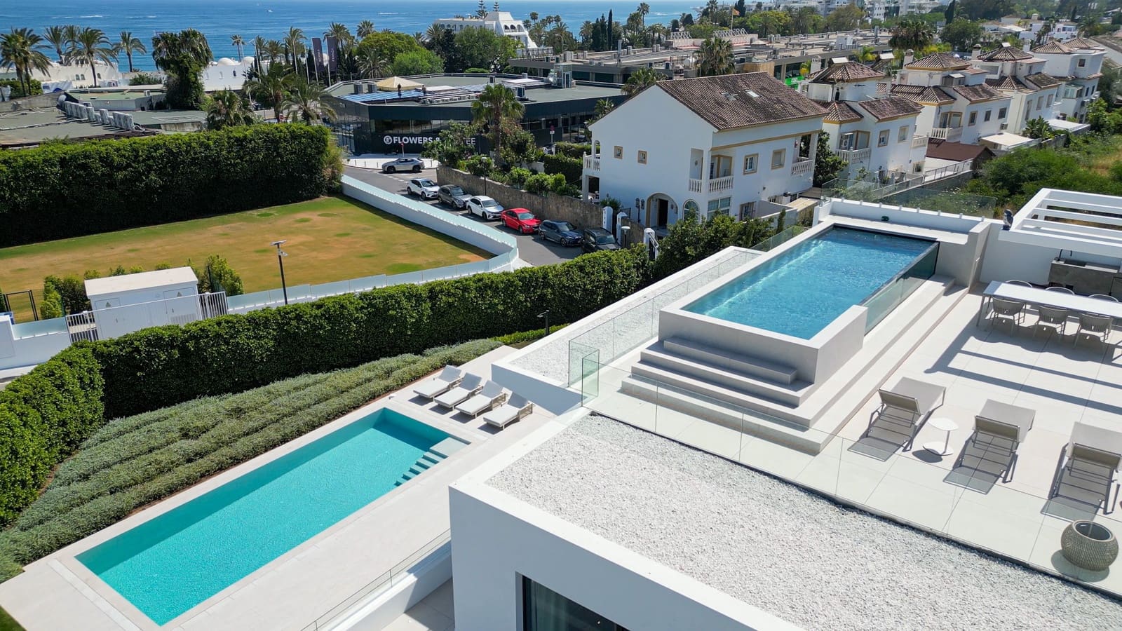 5 bedroom Villa for sale in Golden Mile with pool garage - € 11,000,000 (Ref: 9848847)