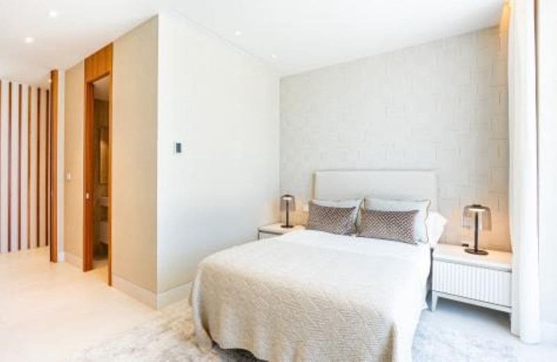 4 chambre Villa/Maison à vendre à El Paraiso avec piscine garage - 3 850 000 € (Ref: 9848852)