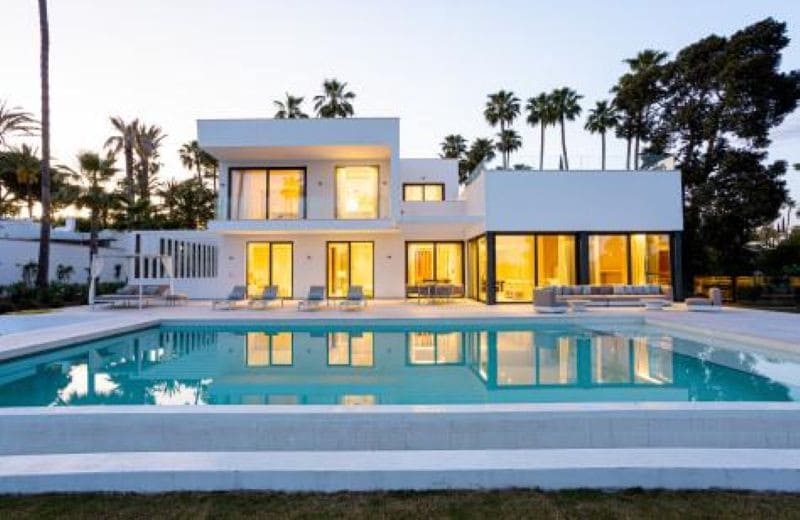 4 chambre Villa/Maison à vendre à El Paraiso avec piscine garage - 3 850 000 € (Ref: 9848852)