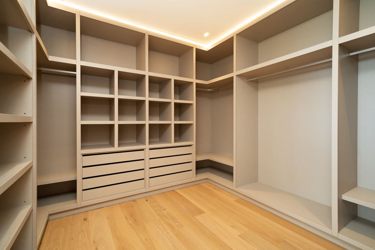 4 chambre Villa/Maison à vendre à El Paraiso avec piscine garage - 3 850 000 € (Ref: 9848852)